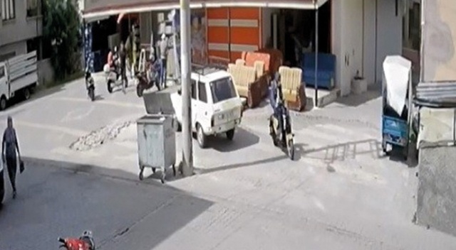 Elektrikli bisiklet çalan hırsızlar hem kameralara hem de polise yakalandı Elektrikli bisiklet çalan hırsızlar hem kameralara hem de polise yakalandı