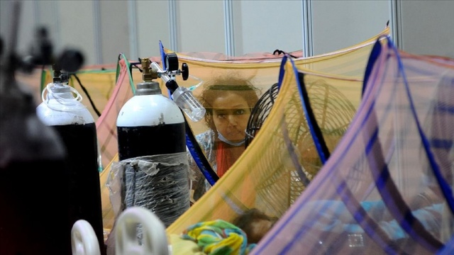 Hindistan'da koronavirüsten 4 bin 209 kişi hayatını kaybetti Hindistan'da koronavirüsten 4 bin 209 kişi hayatını kaybetti