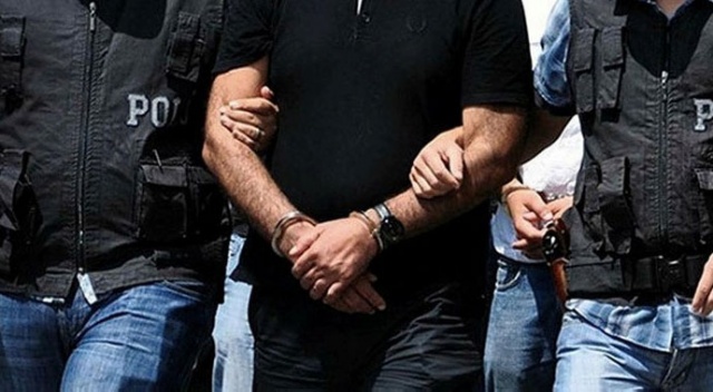 Kılıçdaroğlu'nun iki koruma polisine 'rüşvet'ten gözaltı Kılıçdaroğlu'nun iki koruma polisine 'rüşvet'ten gözaltı