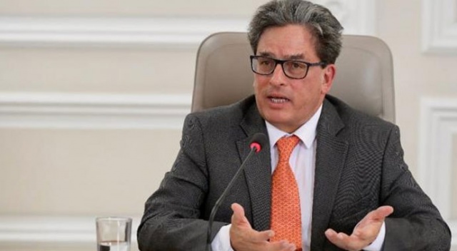 Kolombiya'da Maliye Bakanı görevinden istifa etti