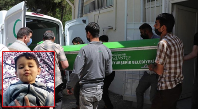 Üzerine motosiklet düşen çocuk hayatını kaybetti Üzerine motosiklet düşen çocuk hayatını kaybetti