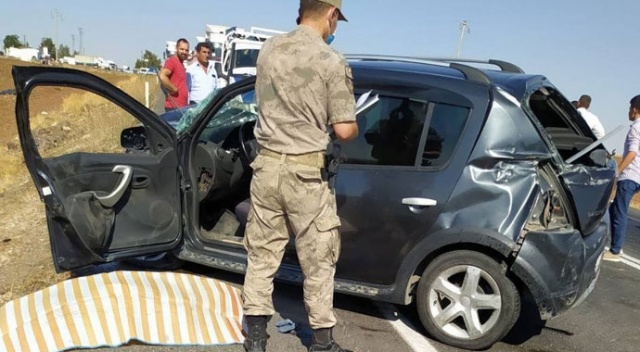 Feci kaza! Ölü ve yararlılar var Feci kaza! Ölü ve yararlılar var