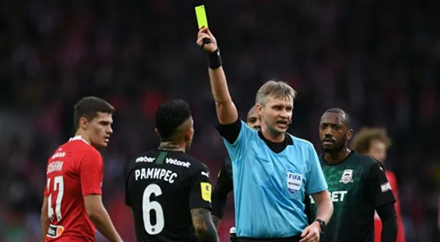 Rus hakem UEFA Avrupa Ligi maçında şike yapmış