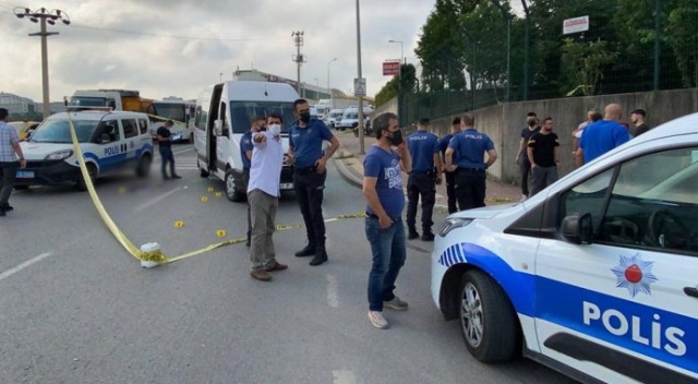 1 ay önceki yol verme kavgası kanlı bitti: 4 yaralı 1 ay önceki yol verme kavgası kanlı bitti: 4 yaralı