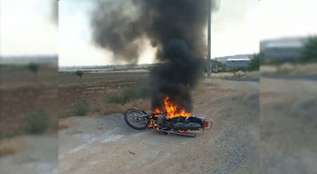 144 TL cezaya kızdı, motorunu ateşe verdi