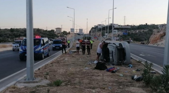 Direksiyon hakimiyetini kaybetti, yaralılar var