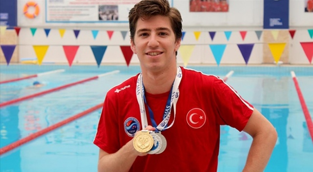 Milli sporcumuz Derin Toparlak'tan Rusya'da tarihi şampiyonluk Milli sporcumuz Derin Toparlak'tan Rusya'da tarihi şampiyonluk
