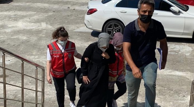 130 bin liralık altınla kaçarken kıskıvrak yakalandı 130 bin liralık altınla kaçarken kıskıvrak yakalandı