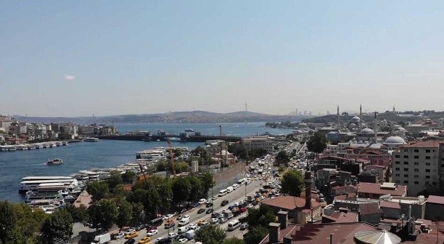 Bu mahallenin nüfusu gece 12, gündüz 200 bin kişi