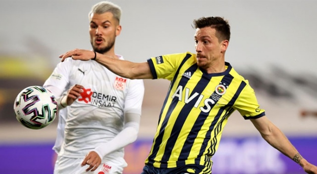 Fenerbahç'de Mert Hakan şoku Fenerbahç'de Mert Hakan şoku