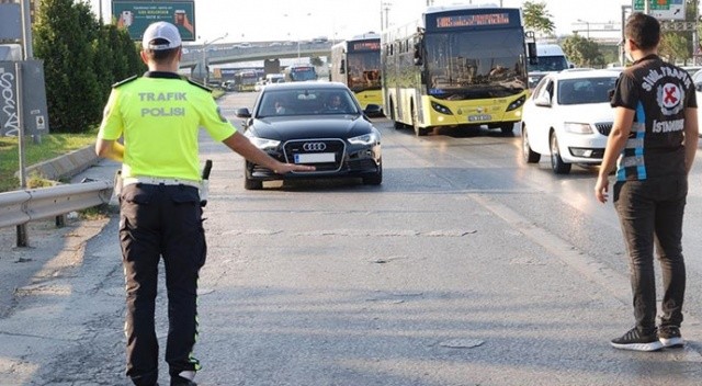 İstanbul&#039;da &#039;çakar&#039; denetimi