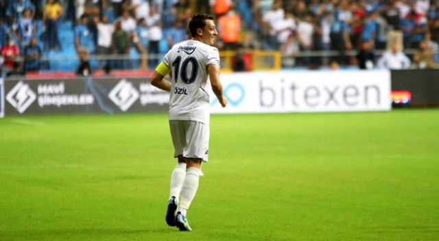 Mesut Özil Süper Lig'deki ilk golünü attı Mesut Özil Süper Lig'deki ilk golünü attı