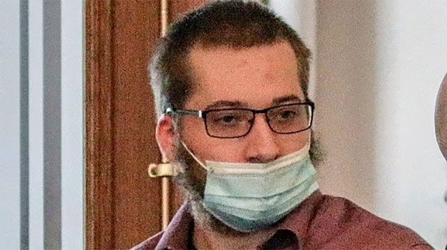 ABD'de kuzenini öldüren 17 yaşındaki çocuğa 20 yıl hapis cezası ABD'de kuzenini öldüren 17 yaşındaki çocuğa 20 yıl hapis cezası