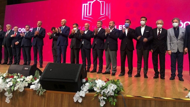 Yeni anayasa boynumuzun borcu: Adalet yalnızca mahkeme salonlarında değil Yeni anayasa boynumuzun borcu: Adalet yalnızca mahkeme salonlarında değil