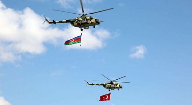 Türkiye ve Azerbaycan’dan ortak askeri tatbikat Türkiye ve Azerbaycan’dan ortak askeri tatbikat