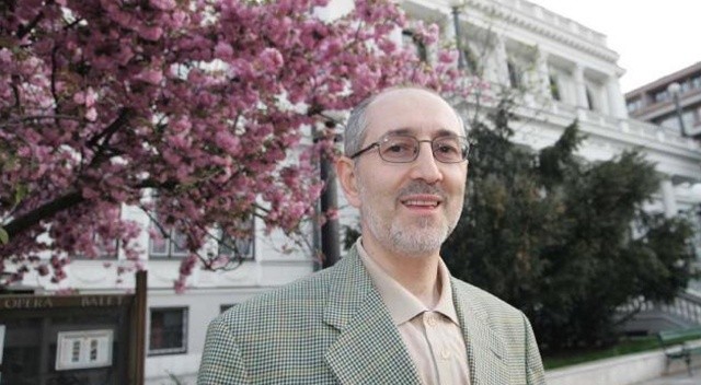 Aliya İzetbegoviç'in dava arkadaşı Hasan Cengic hayatını kaybetti Aliya İzetbegoviç'in dava arkadaşı Hasan Cengic hayatını kaybetti