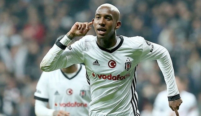 Beşiktaş'ta yılların sonra 10 numara krizi Beşiktaş'ta yılların sonra 10 numara krizi