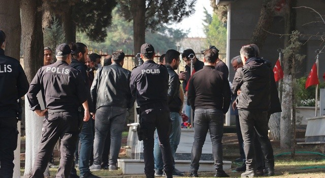 Kocaeli'nde şehide büyük saygısızlık Kocaeli'nde şehide büyük saygısızlık