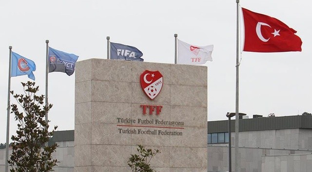 Skandal hata sonrası TFF'den Hakan Kutlu ve Erol Bulut'a teşekkür Skandal hata sonrası TFF'den Hakan Kutlu ve Erol Bulut'a teşekkür