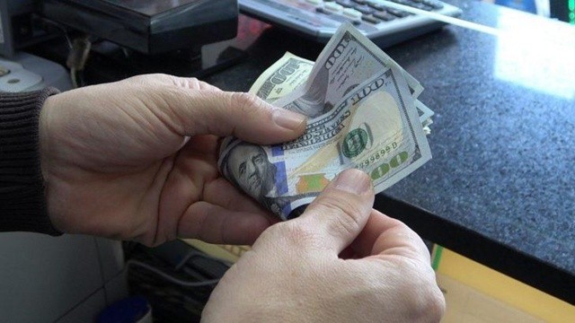 BDDK bir gecede bozdurulan dolar miktarını açıkladı BDDK bir gecede bozdurulan dolar miktarını açıkladı