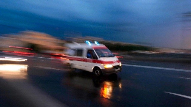 Elazığ'da iki aile çatıştı, yaralılar var Elazığ'da iki aile çatıştı, yaralılar var