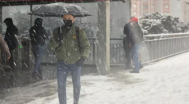 İstanbul'a kar geliyor İstanbul'a kar geliyor