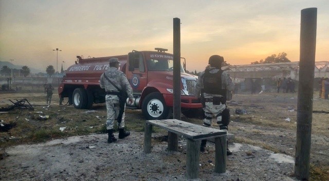 Meksika’da havai fişek atölyesinde patlama Meksika’da havai fişek atölyesinde patlama
