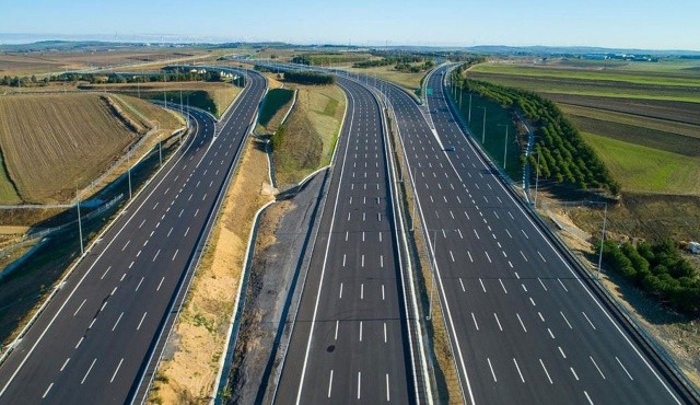 Otoyol ağında hedef sekiz bin kilometre Otoyol ağında hedef sekiz bin kilometre