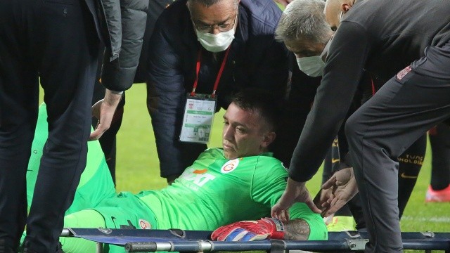 Selçuk İnan: Muslera'nın durumu ciddi Selçuk İnan: Muslera'nın durumu ciddi