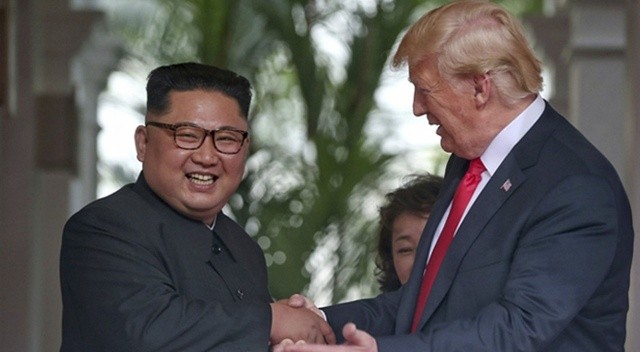 Trump'tan, Kim Jong-un'a "Roket Adam" kaseti Trump'tan, Kim Jong-un'a "Roket Adam" kaseti
