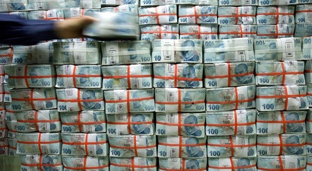 Cari açık Kasım'da 866 milyon dolar azaldı Cari açık Kasım'da 866 milyon dolar azaldı