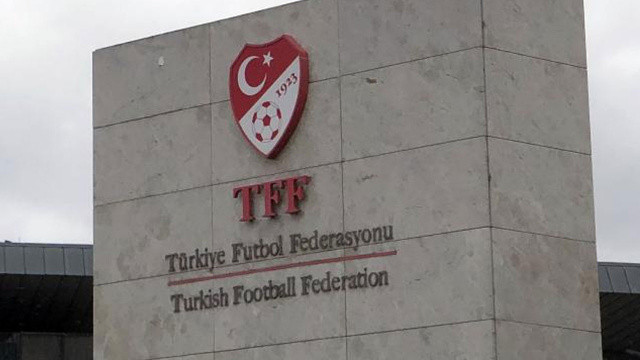 3 kulüp ve 2 futbolcu PFDK'ye sevk edildi 3 kulüp ve 2 futbolcu PFDK'ye sevk edildi
