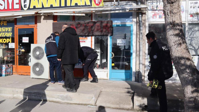 Alacak verecek kavgası kanlı bitti Alacak verecek kavgası kanlı bitti