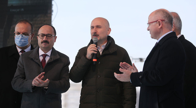 Bakan Karaismailoğlu&#039;ndan muhalefete: Mahkemede de hesaplaşacağız