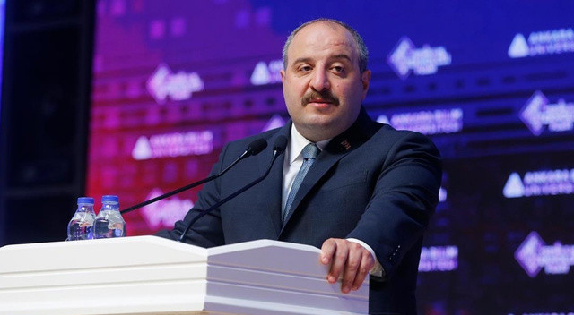 Bakan Varank: Firmalara 100 bin lira ödemeye başladık Bakan Varank: Firmalara 100 bin lira ödemeye başladık
