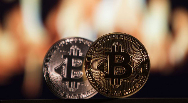 Bitcoin 41 bin bandına sıkıştı: Peki şimdi ne olacak? Çarpıcı 'flama formasyonu' analizi Bitcoin 41 bin bandına sıkıştı: Peki şimdi ne olacak? Çarpıcı 'flama formasyonu' analizi