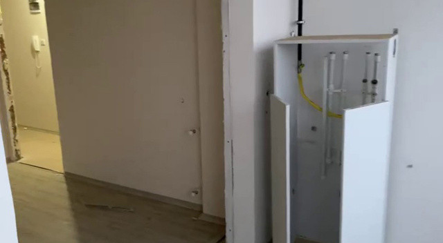 Eşyalı evini kiraya veren ev sahibi şoku yaşadı: Ne kapı kaldı ne pencere Eşyalı evini kiraya veren ev sahibi şoku yaşadı: Ne kapı kaldı ne pencere