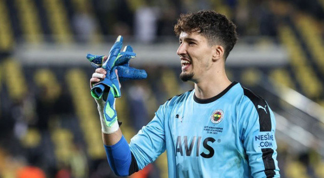 Fenerbahçe’den Altay Bayındır sürprizi! Genç kaleci geri döndü Fenerbahçe’den Altay Bayındır sürprizi! Genç kaleci geri döndü