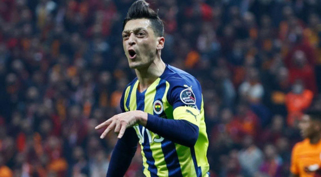Fenerbahçe’de Joachim Löw dönemi başlıyor! Mesut Özil son noktayı koyacak Fenerbahçe’de Joachim Löw dönemi başlıyor! Mesut Özil son noktayı koyacak