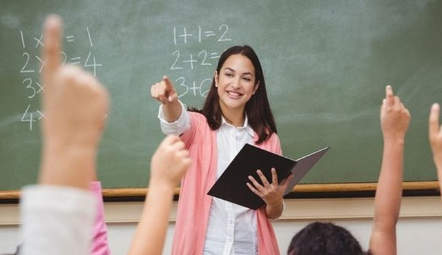 Öğretmenlere müjde! Bir yıl çalışmama şartı kaldırıldı Öğretmenlere müjde! Bir yıl çalışmama şartı kaldırıldı