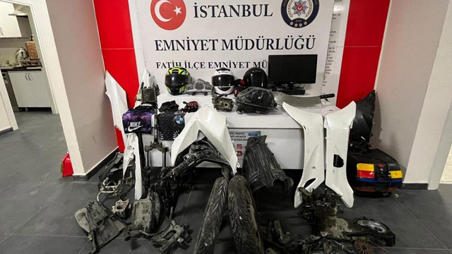 Pişkin hırsıza polisten ders: 'Ben çaldım' paylaşımına 'biz yakaladık' cevabı Pişkin hırsıza polisten ders: 'Ben çaldım' paylaşımına 'biz yakaladık' cevabı