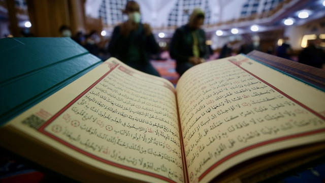 Regaip Kandili dualarla idrak edildi Regaip Kandili dualarla idrak edildi