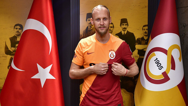 Semih Kaya yeniden Galatasaray'da Semih Kaya yeniden Galatasaray'da