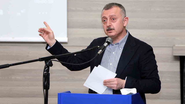 Tahir Büyükakın'dan hakkındaki iddialara cevap Tahir Büyükakın'dan hakkındaki iddialara cevap