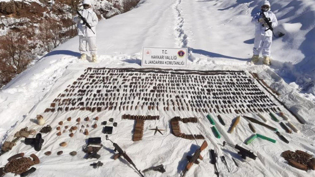 Teröre bir darbe daha: Çok sayıda mühimmat ele geçirildi