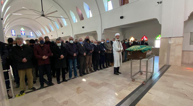 24 saattir haber alınamıyordu, evinde ölü bulundu 24 saattir haber alınamıyordu, evinde ölü bulundu