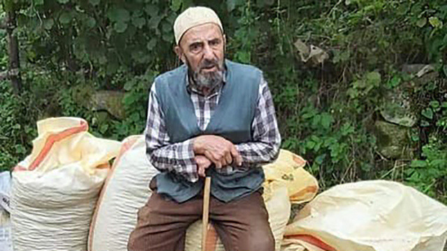 80 yaşındaki adam evinde çıkan yangında öldü