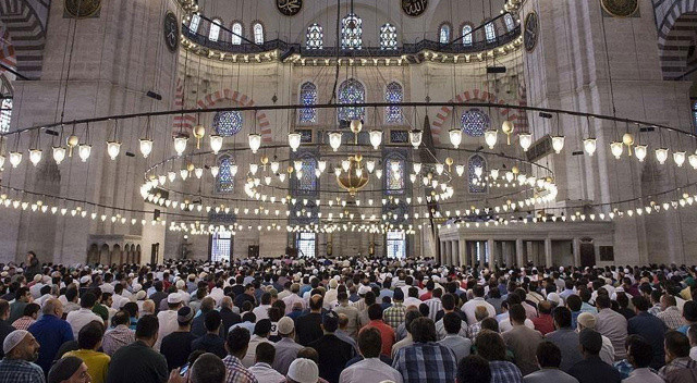 Diyanet İşleri Başkanı Ali Erbaş'tan teravih namazı açıklaması! Diyanet İşleri Başkanı Ali Erbaş'tan teravih namazı açıklaması!