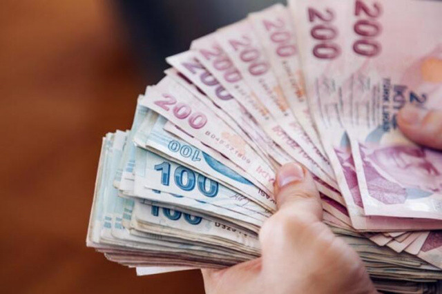 Emeklileri ilgilendiren haber! Bayram ikramiyesinde birkaç formül var Emeklileri ilgilendiren haber! Bayram ikramiyesinde birkaç formül var