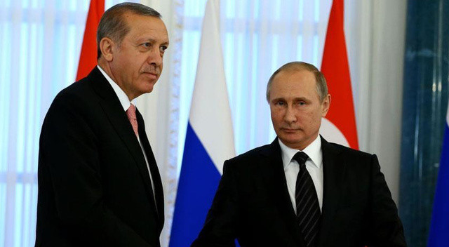 Erdoğan Putin ile görüştü: Müzakereler İstanbul&#039;da yapılacak